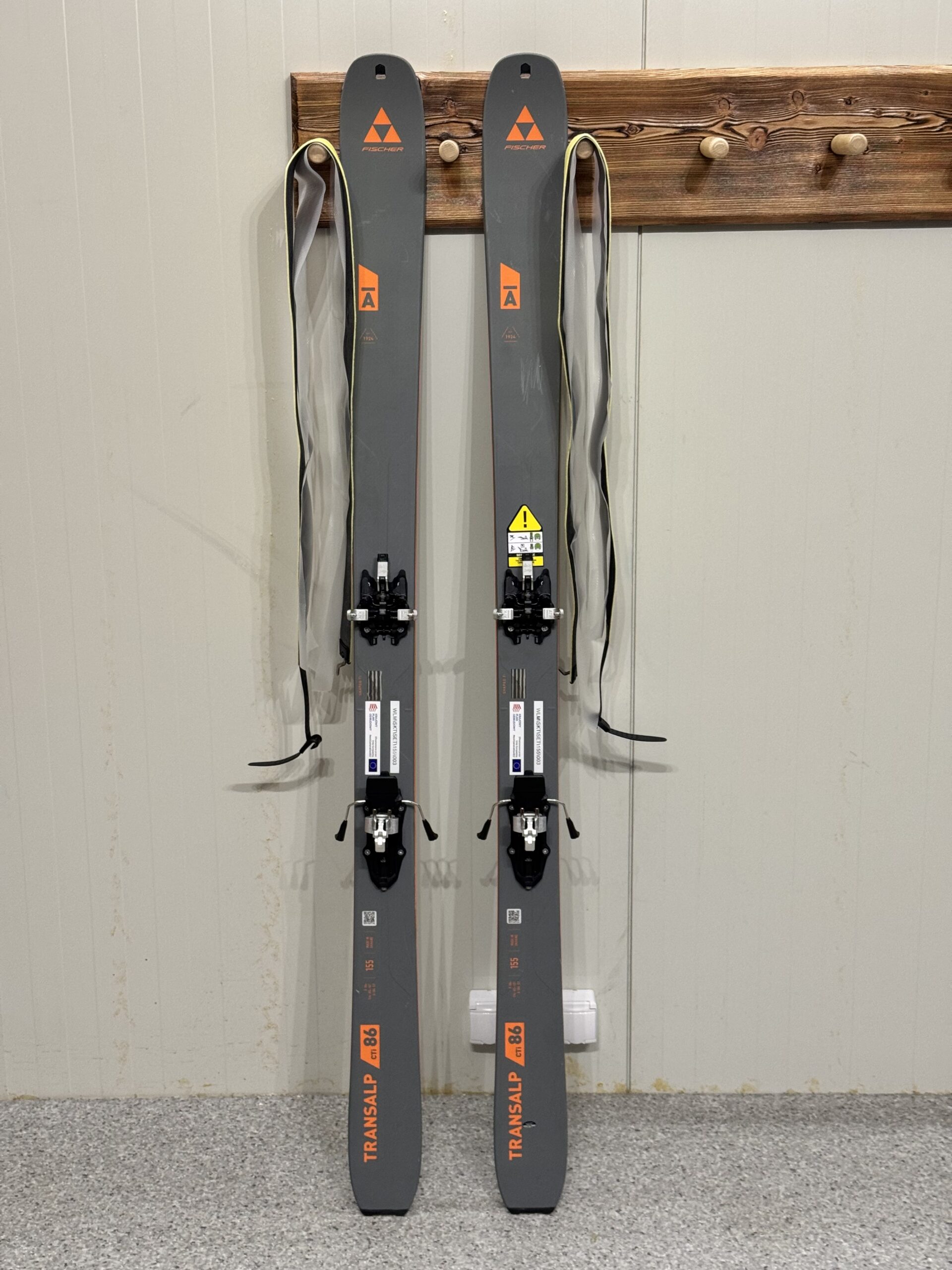 #03 - Skitoury - NARTY FISCHER TRANSALP CARBON CTI 155 CM