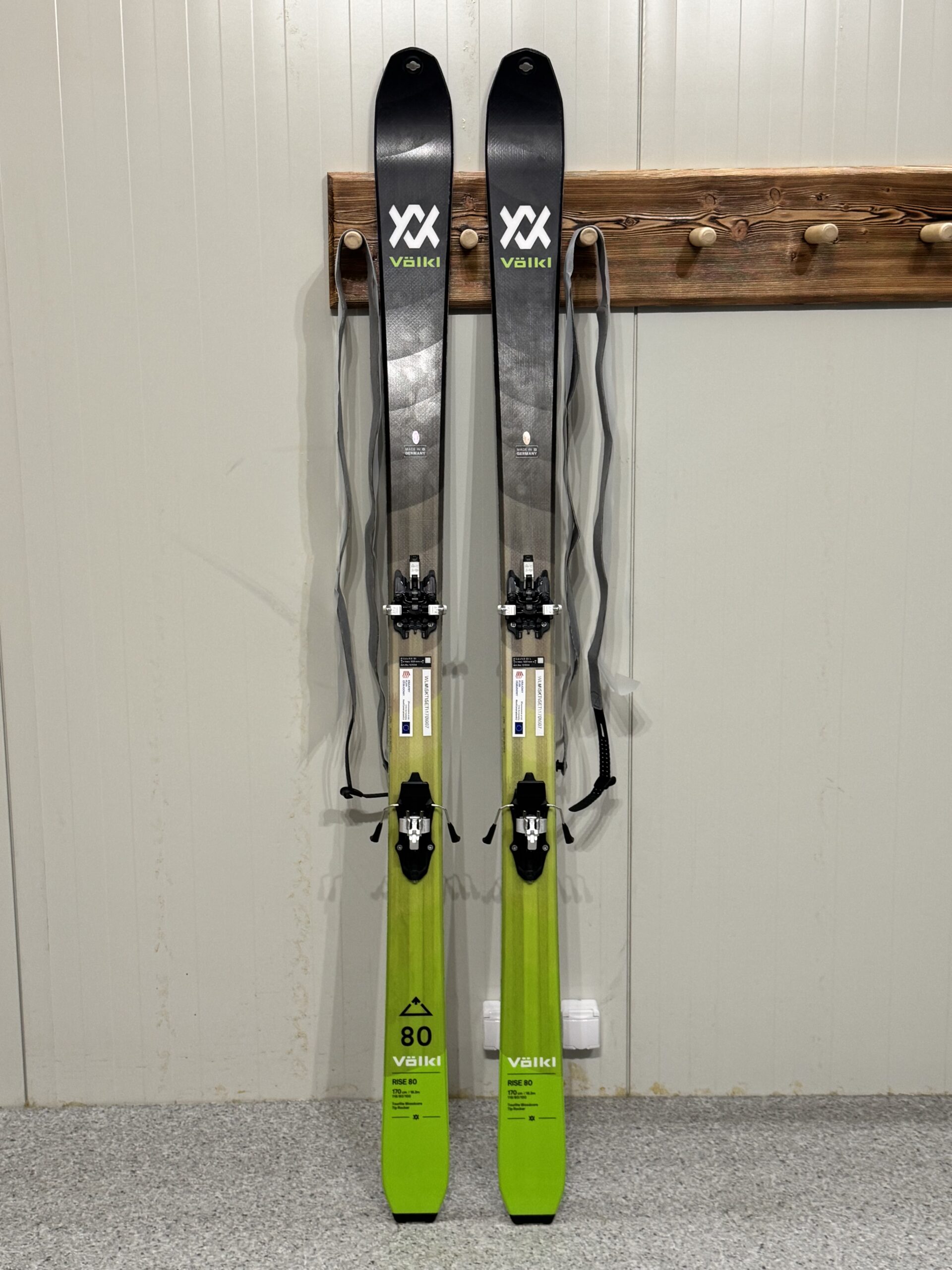 #07 - Skitoury - NARTY VOLKL RISE 170 CM